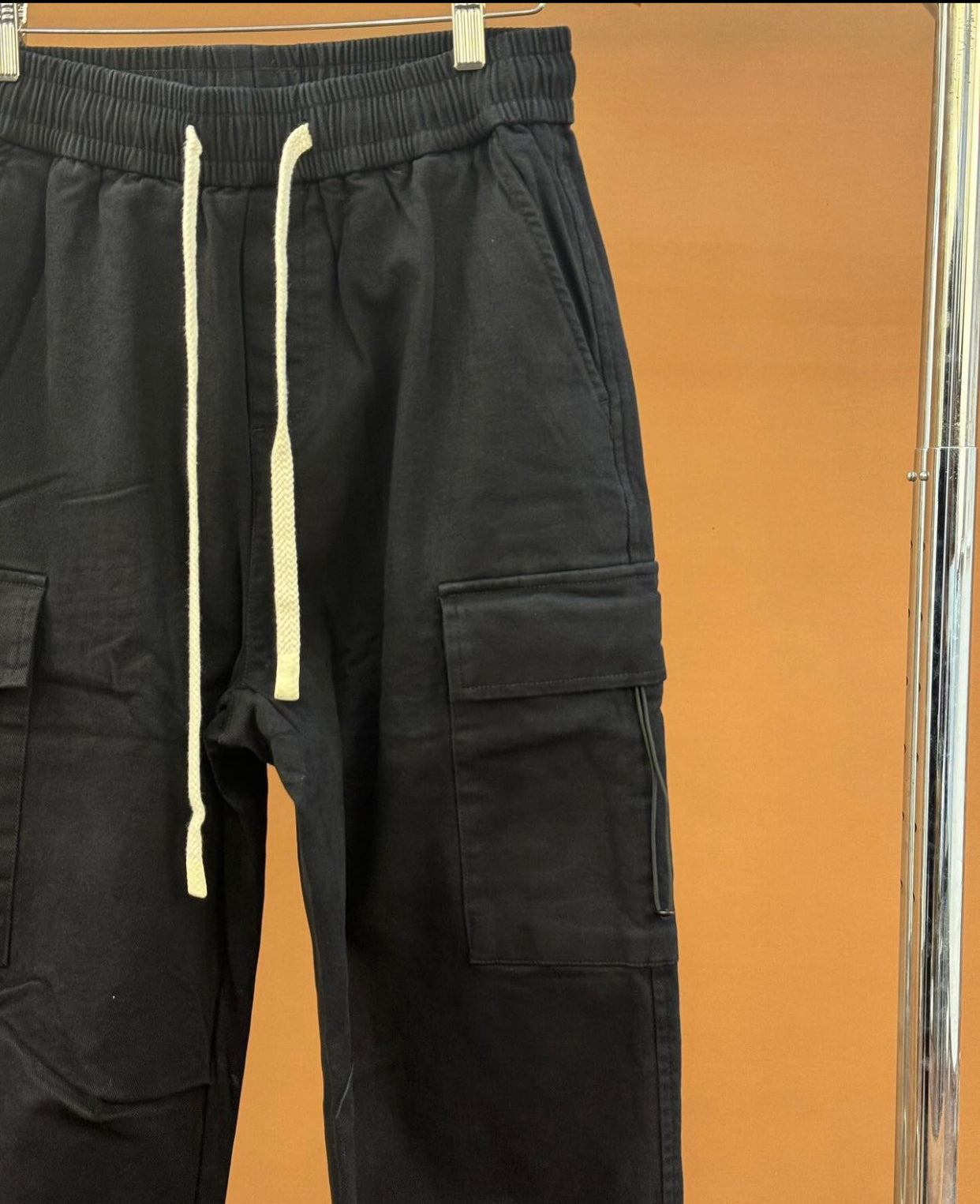 Zy cargo pants in black