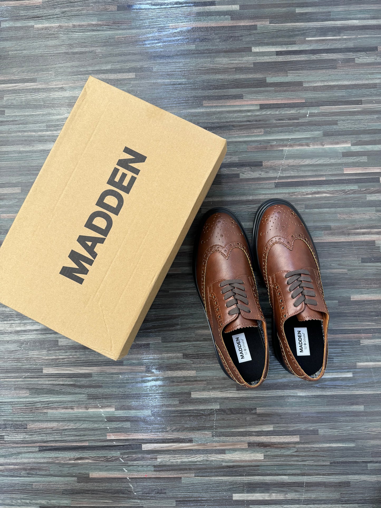 Steve Madden brogues in deep brown Z020