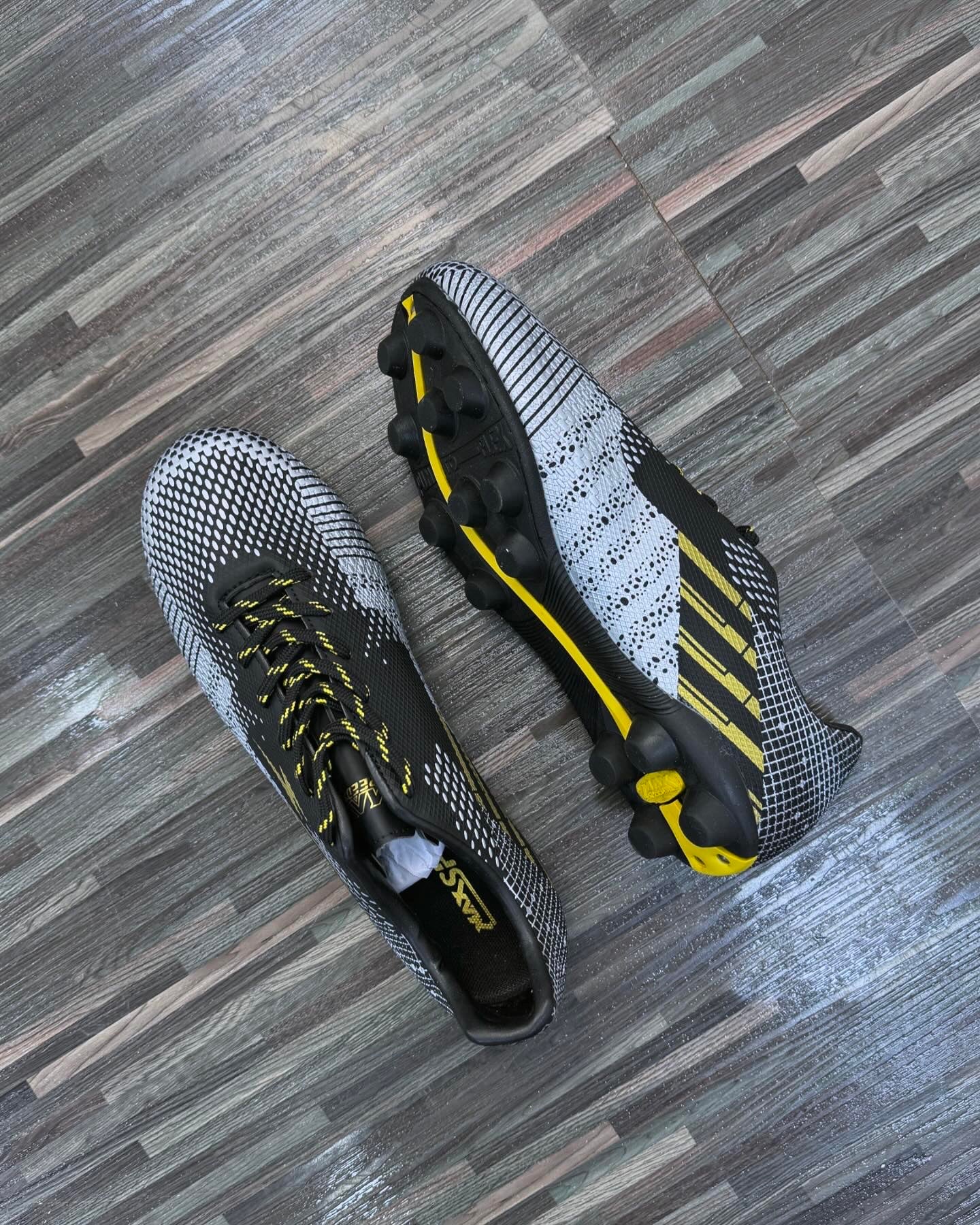 Soccer boot S067