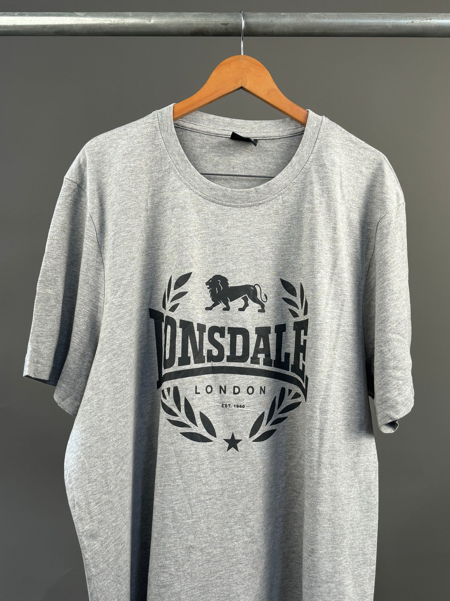 Lonsdale tee