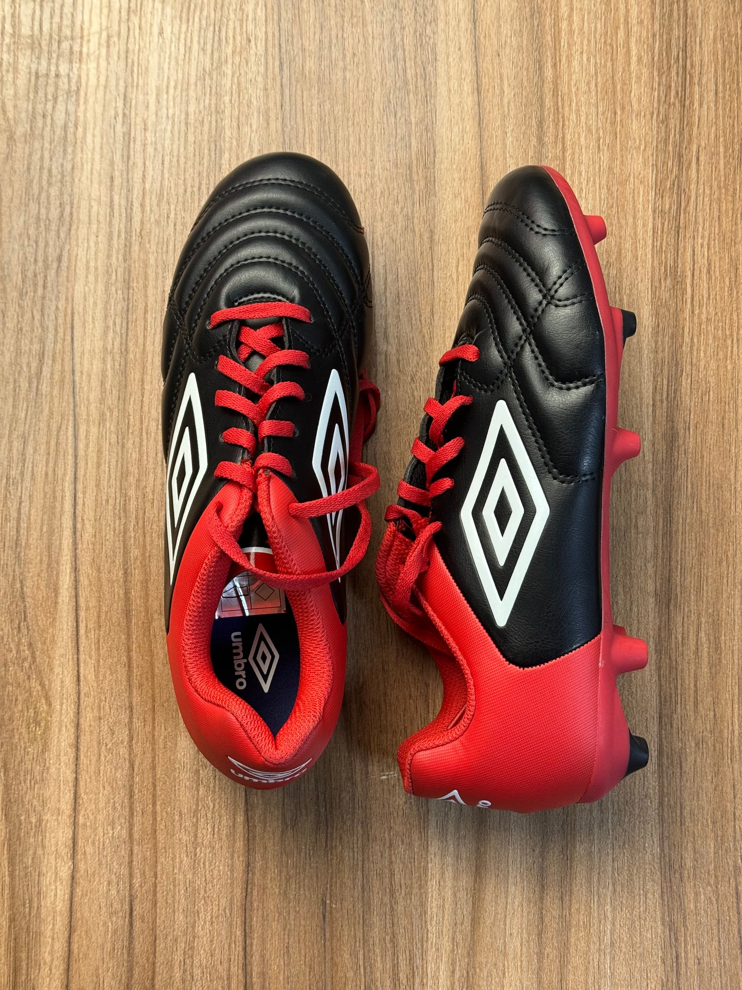 Umbro soccer boot