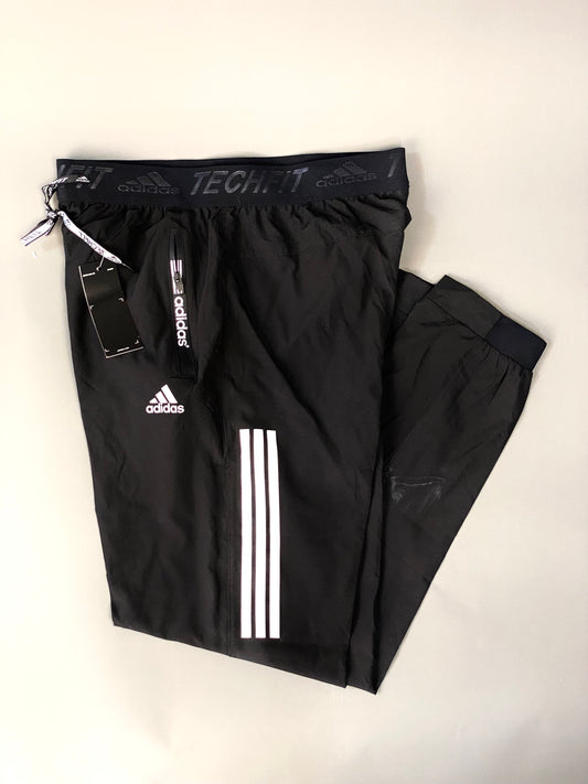 track black P3 in black