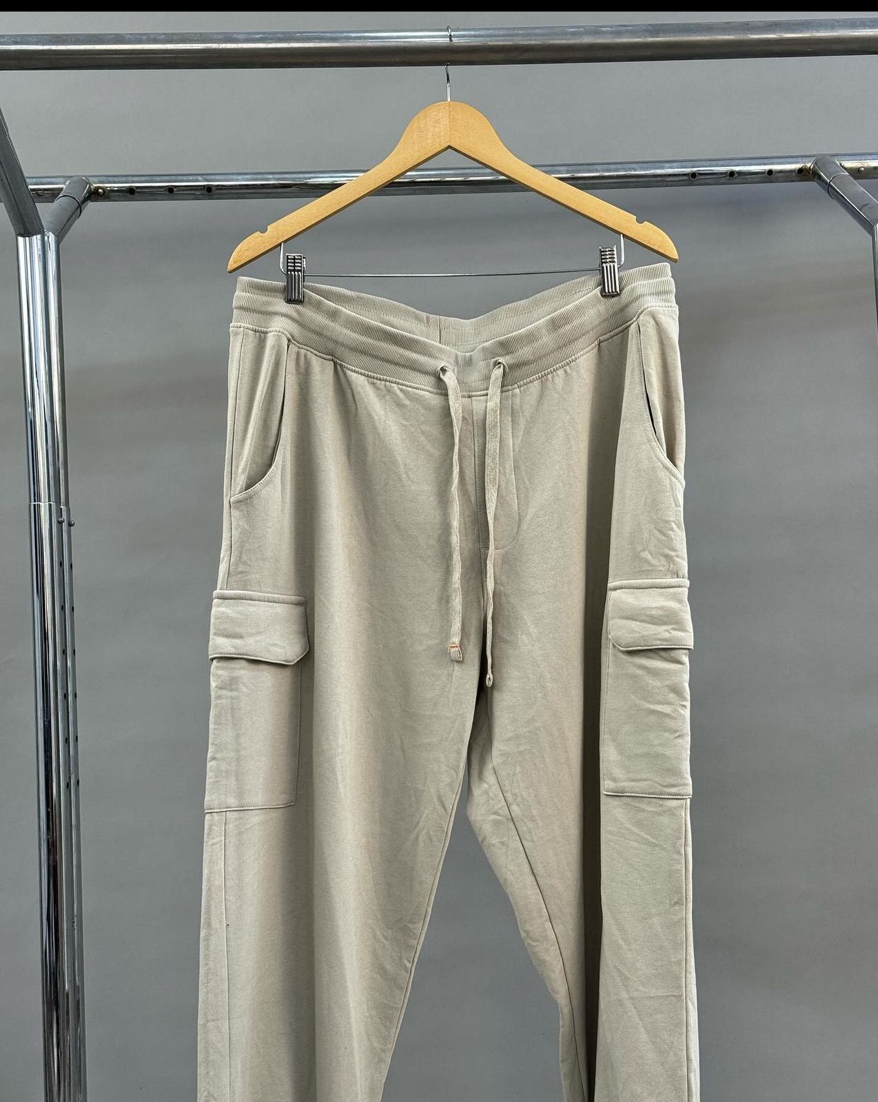 Livergy combat jogger pant in carton colour