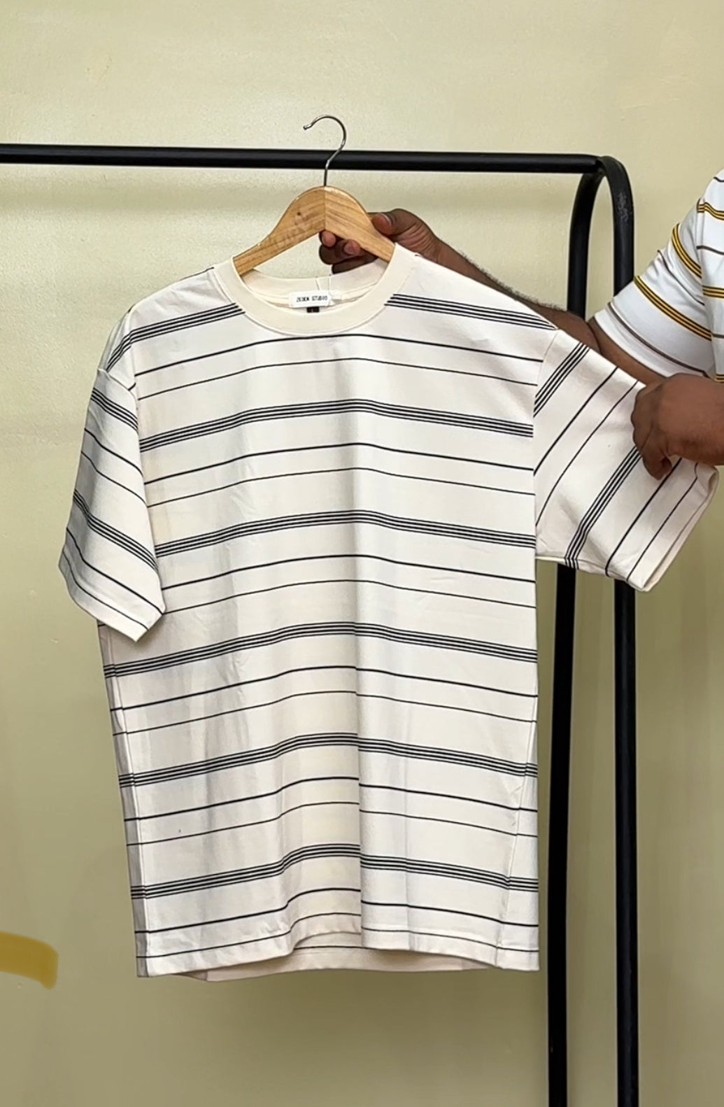 ZEDEK STRIPPED TEE 013