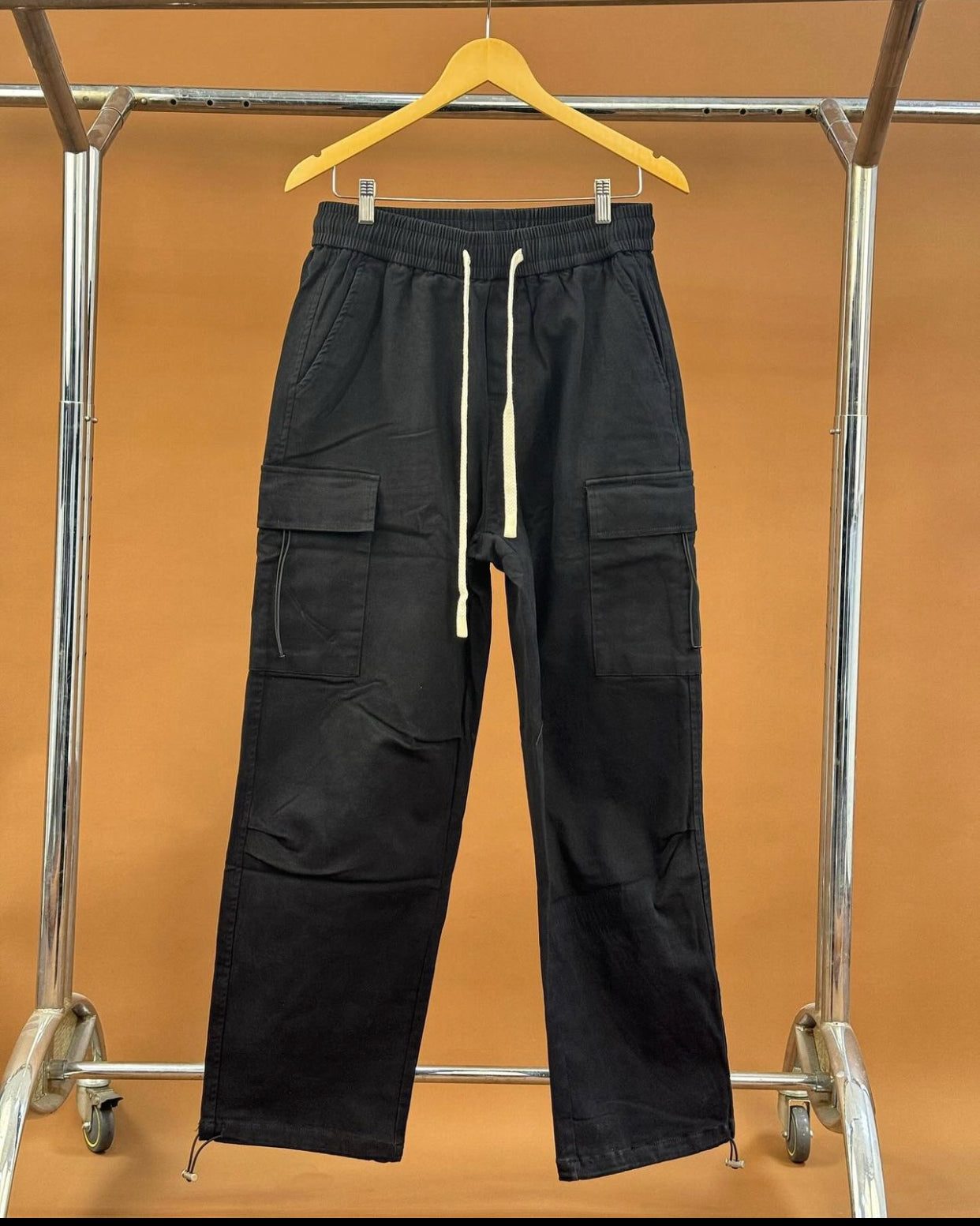 Zy cargo pants in black