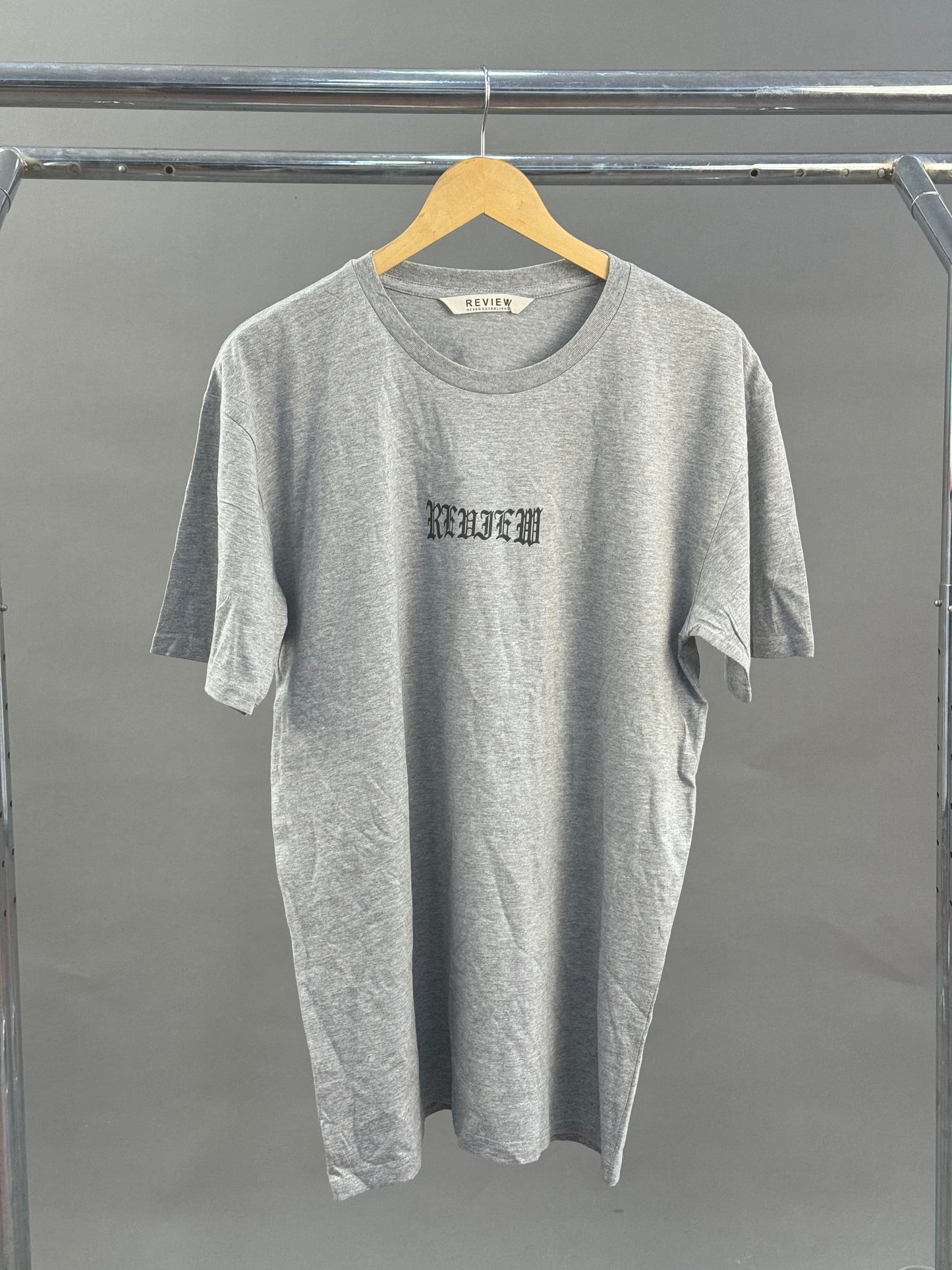 Review tee