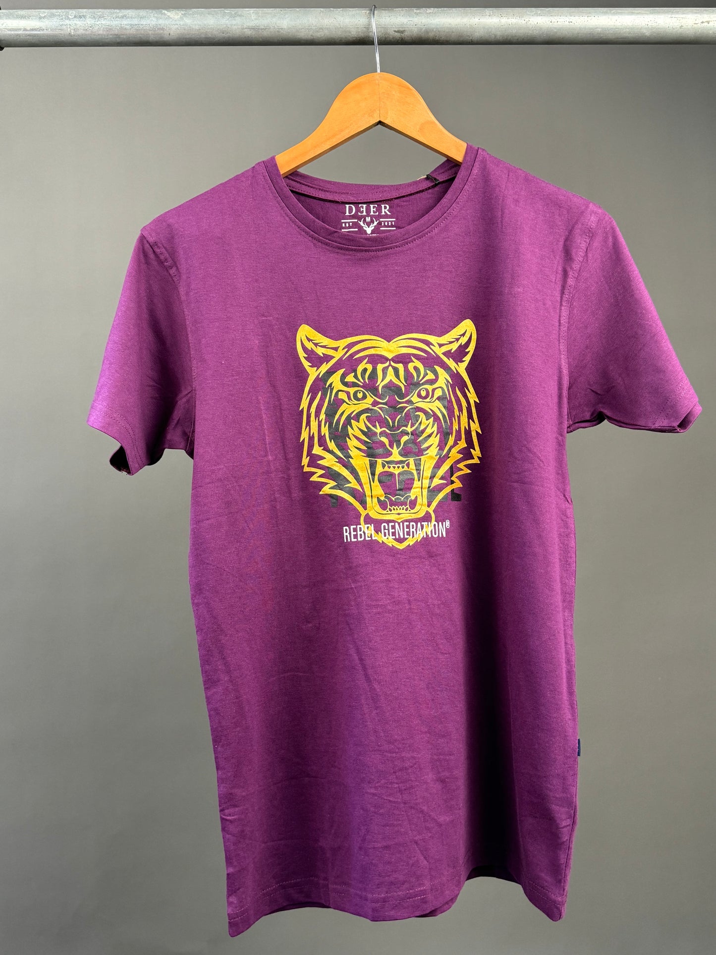 Tiger tee