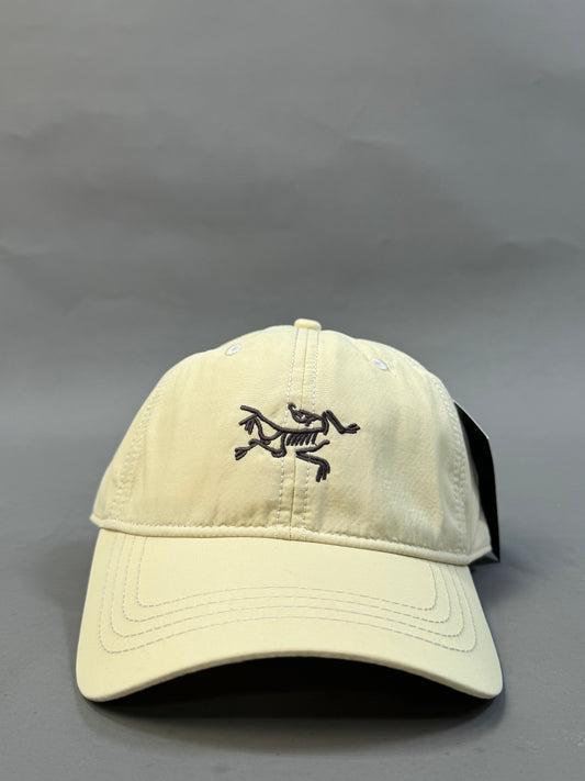 Arcteryx hat in carton colour