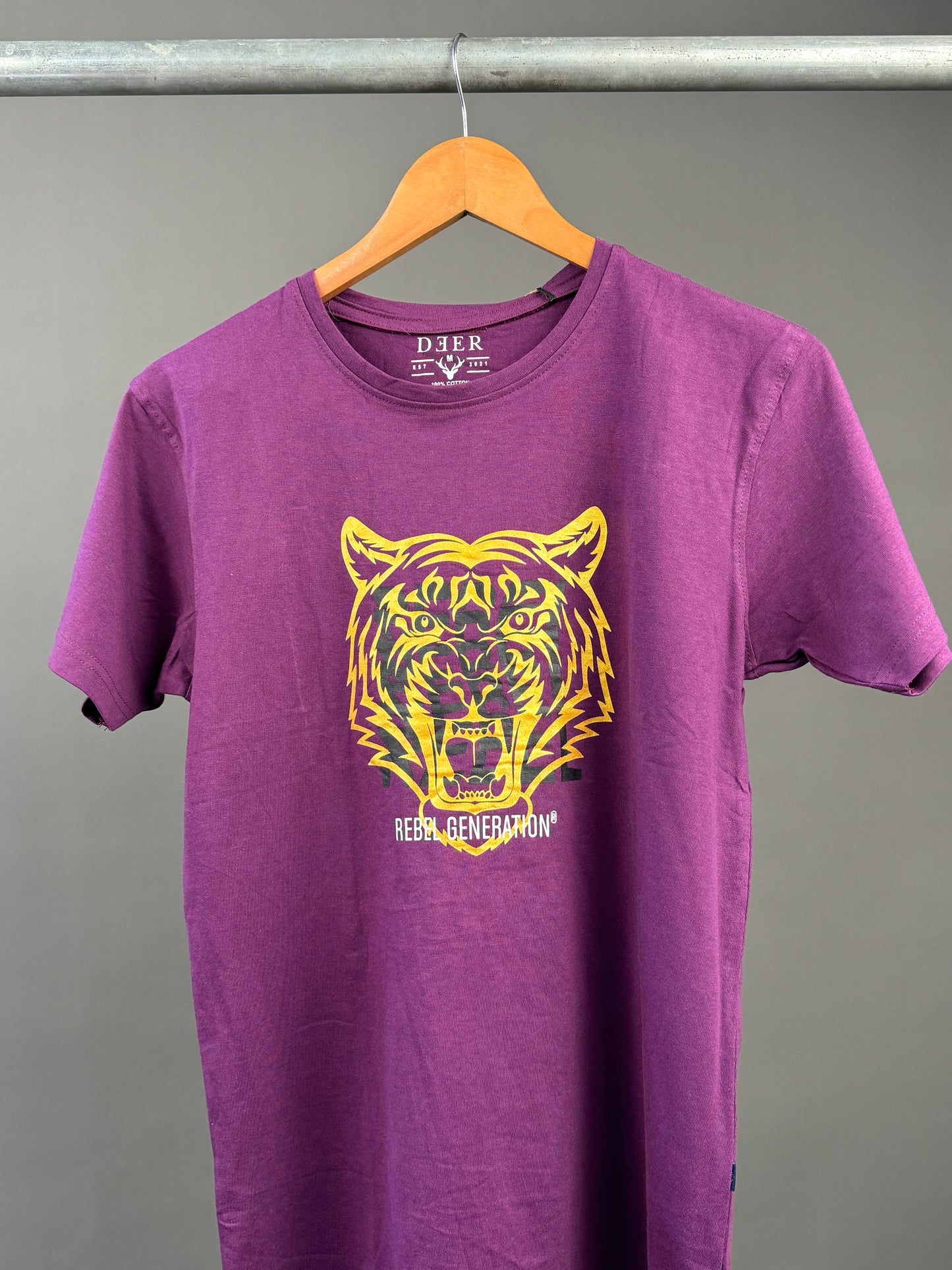 Tiger tee