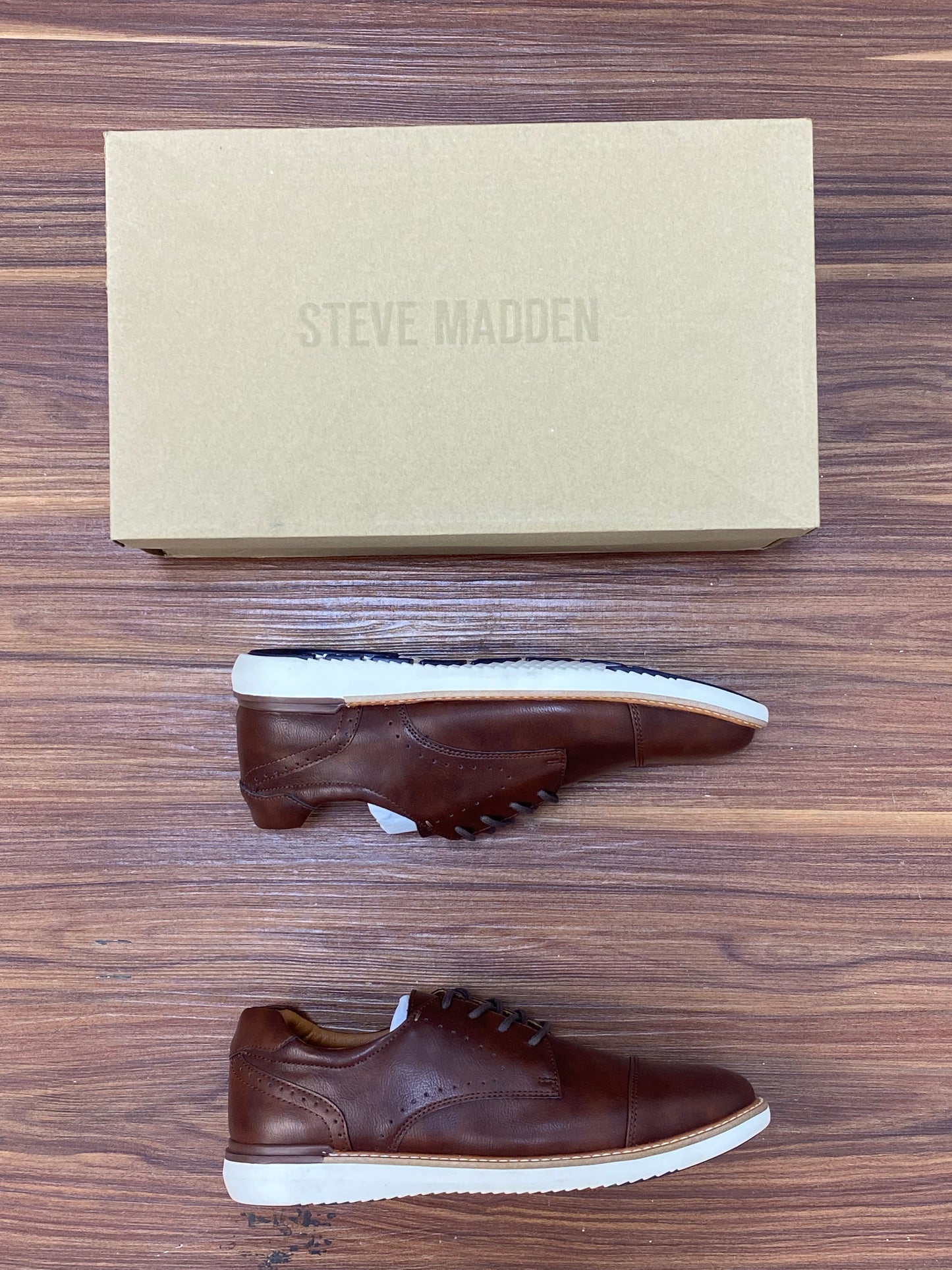 Steve Madden shoe Z044