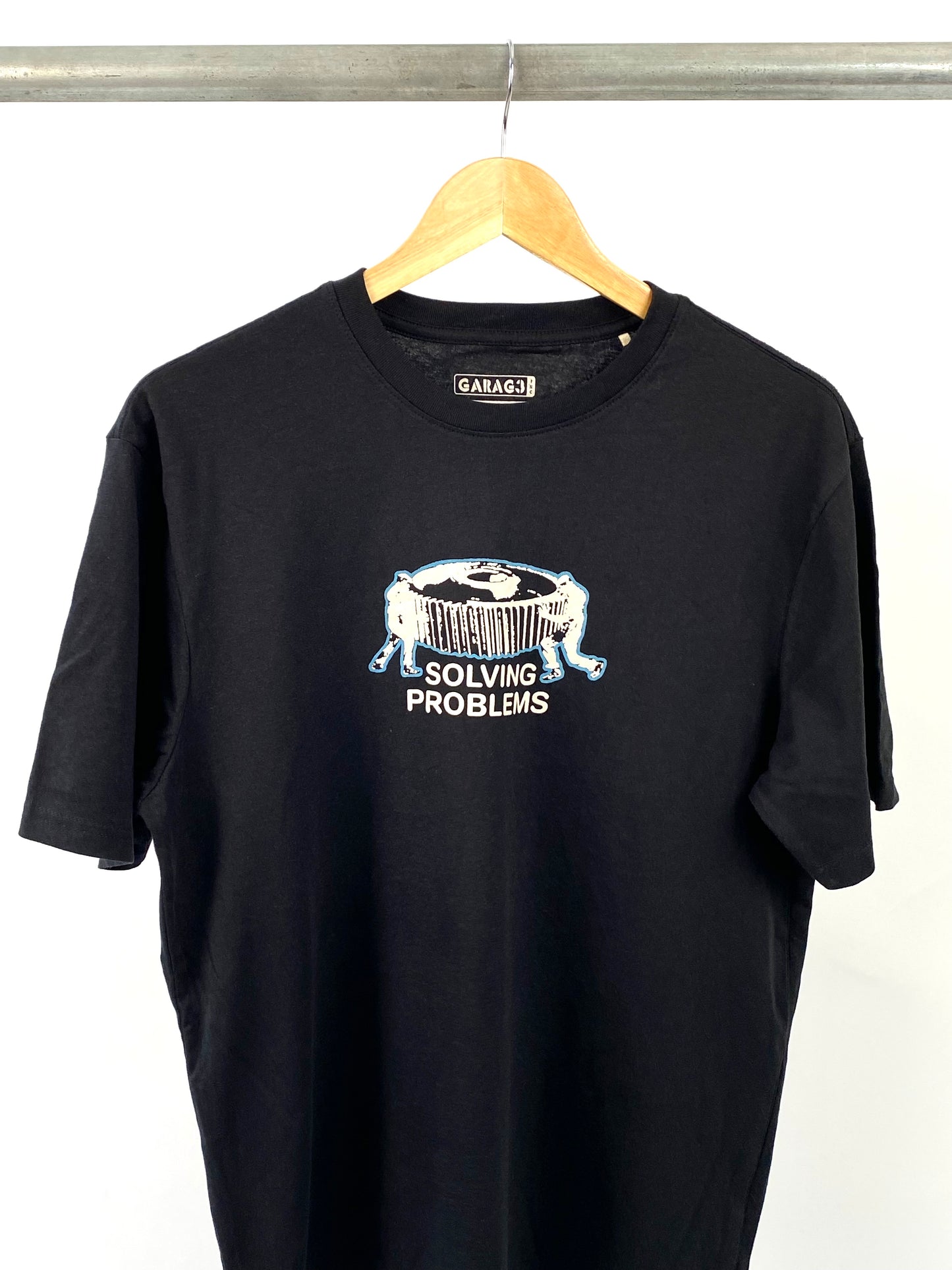 Solving problems tee