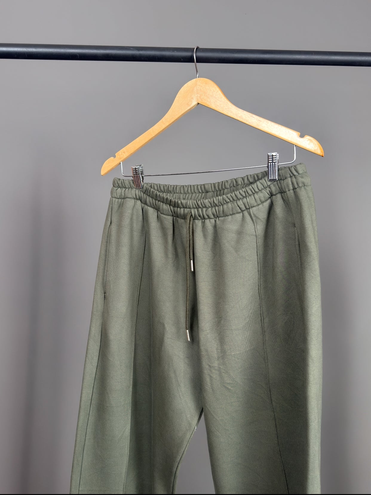 Heather Jogger Pant in Green