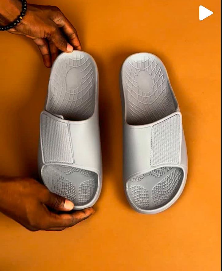 ZEDEK ORTHOPEDIC STRAP SLIDES in gery