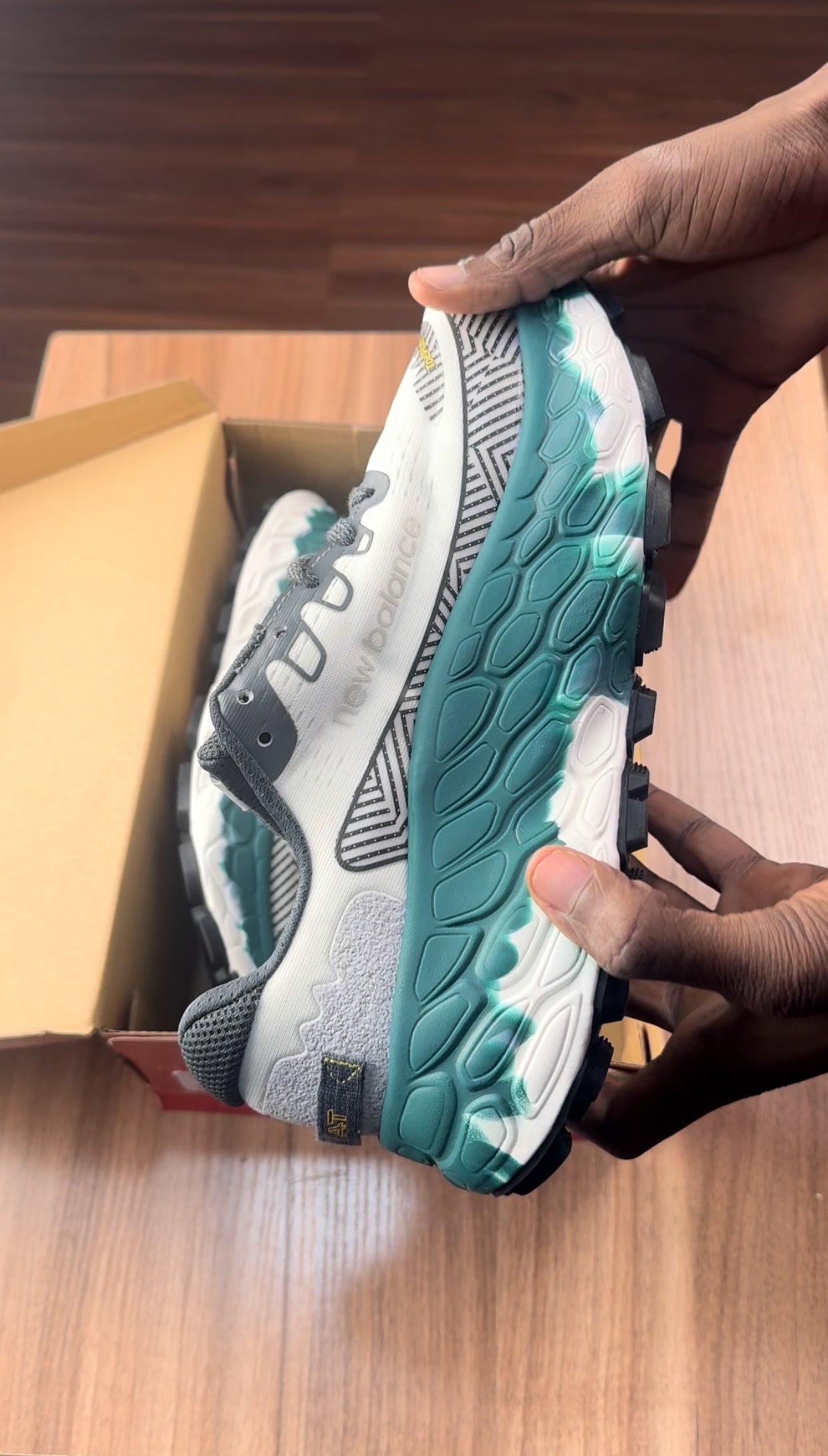 New balance/ WTMORCC3