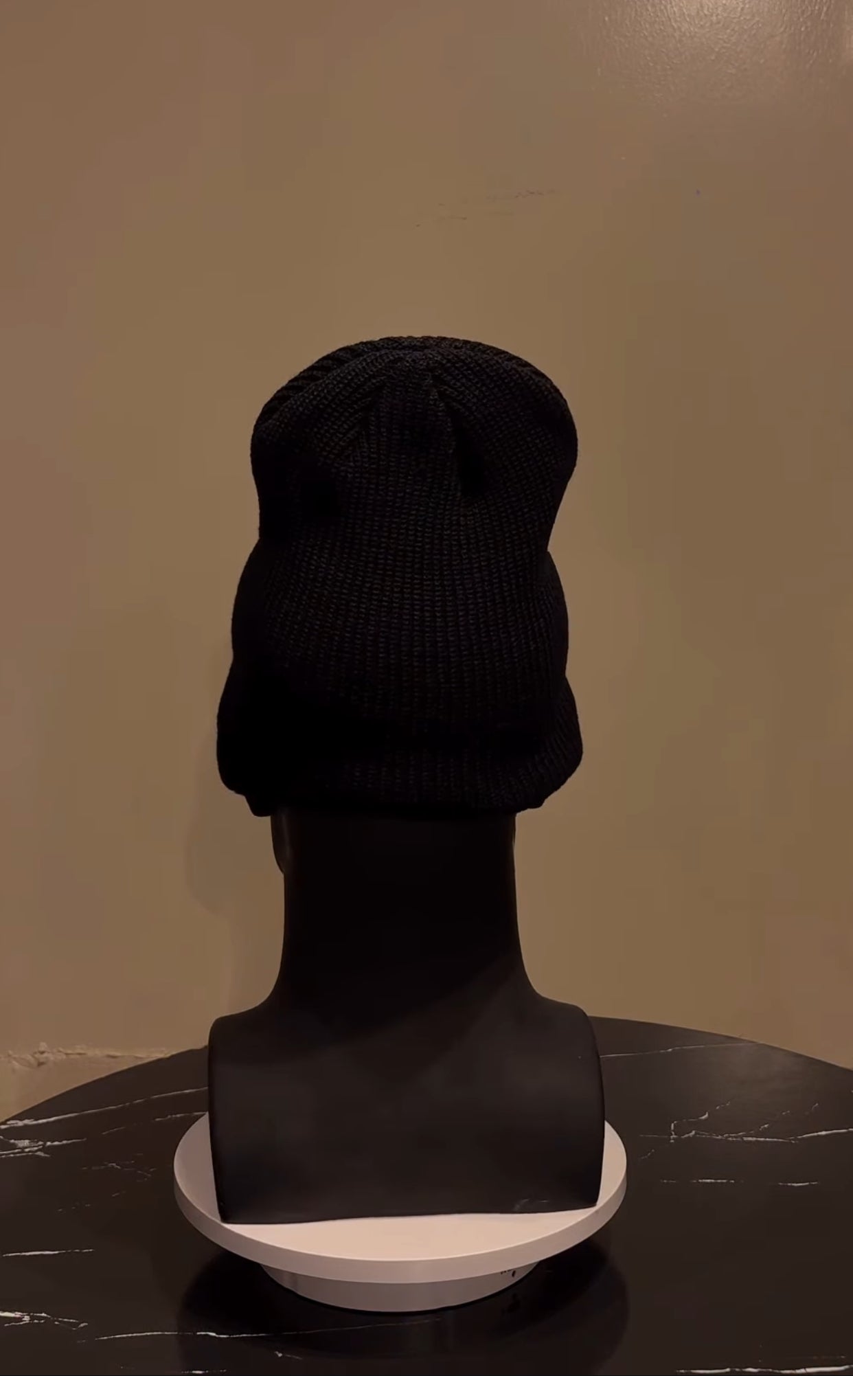 CROSS BEANIE 97