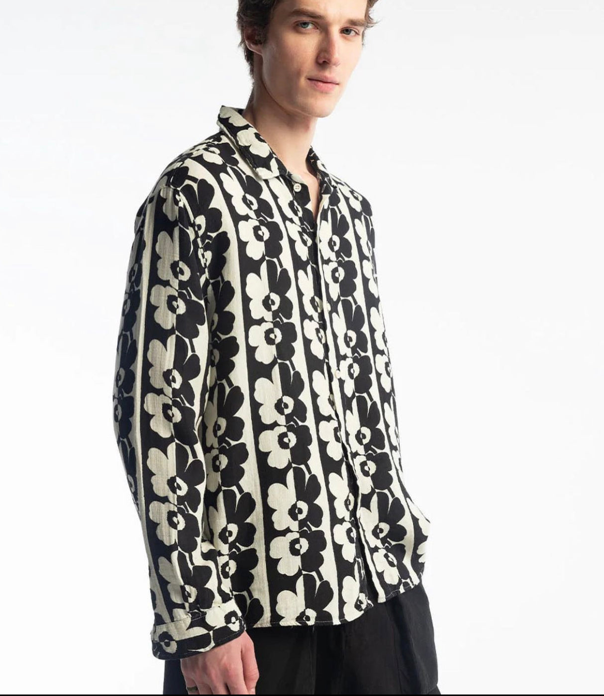 Giesto flower patterned wrinkled look shirt