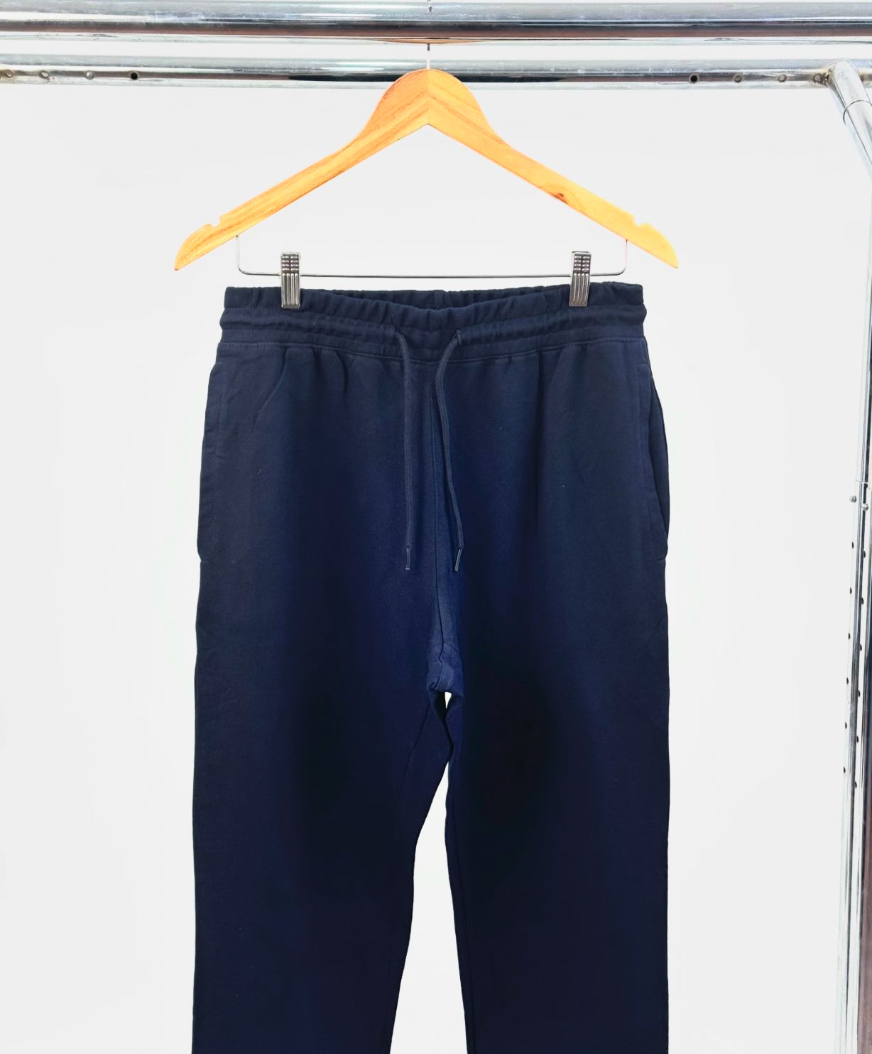 Plain jogger pant in navy