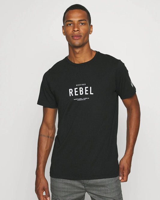 Redefined Rebel
RONAN TEE - T-shirts med print