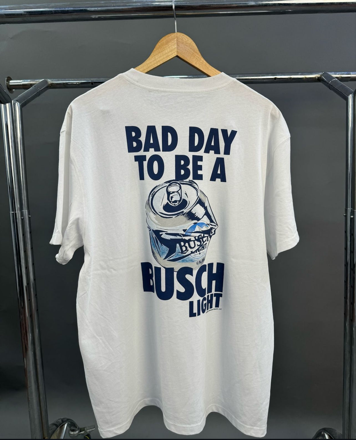 Busch tee