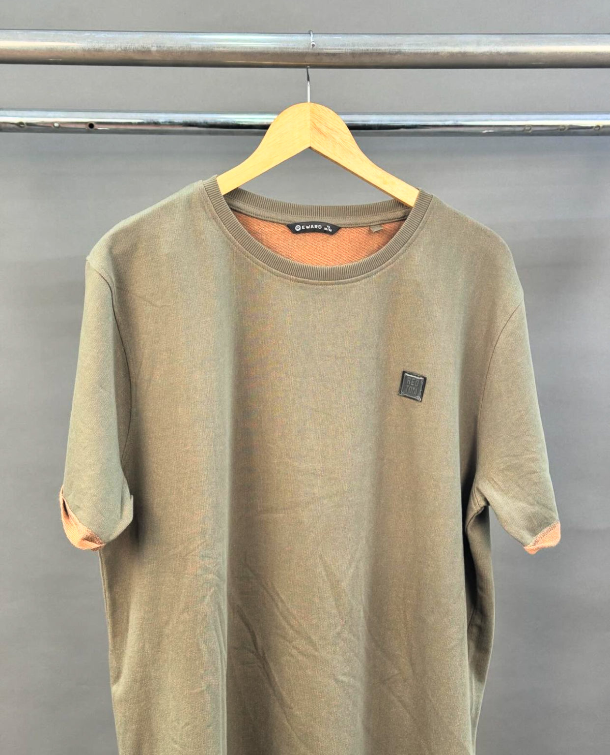 Eward tee