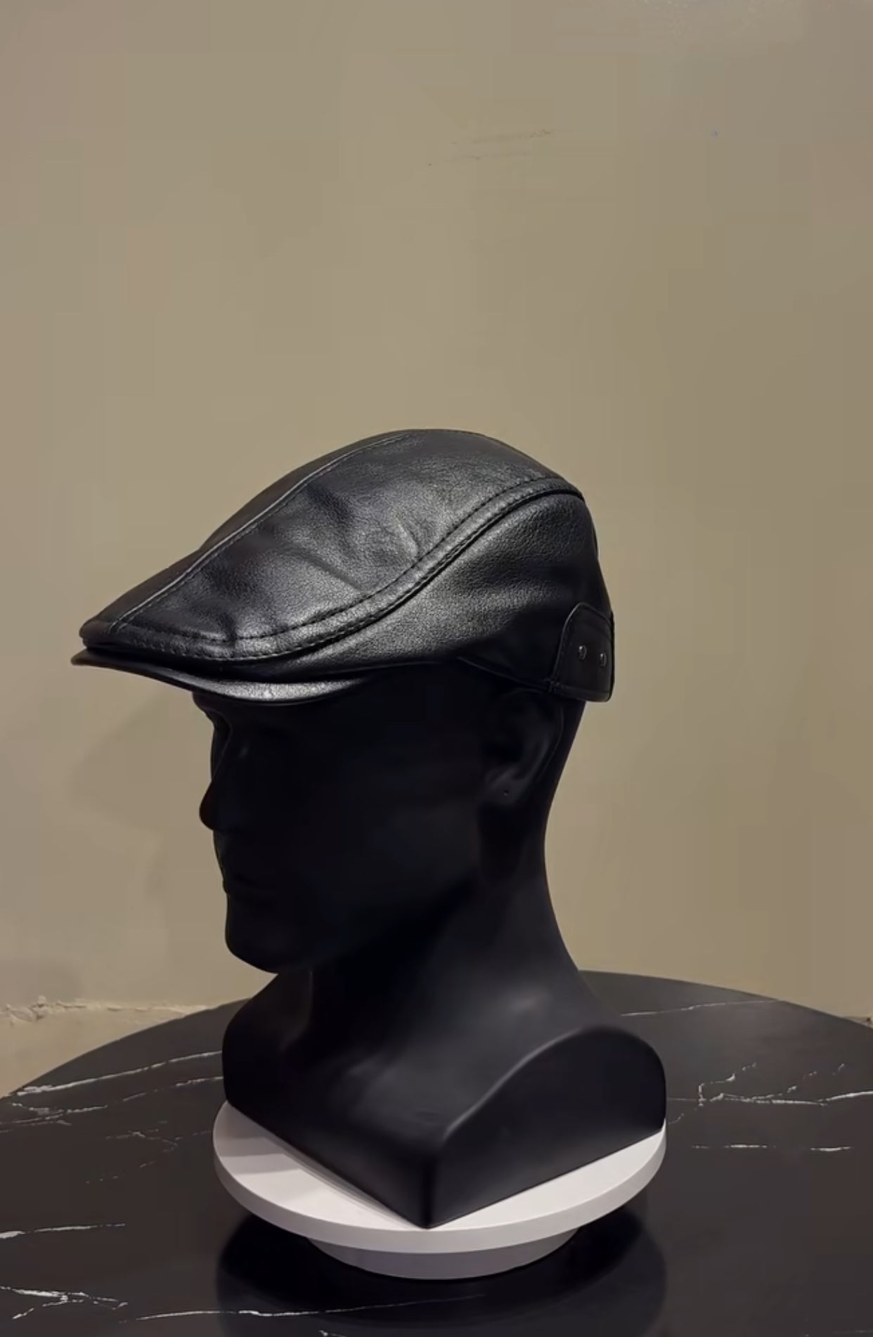 LEATHER PAPA’S CAP IN BLACK