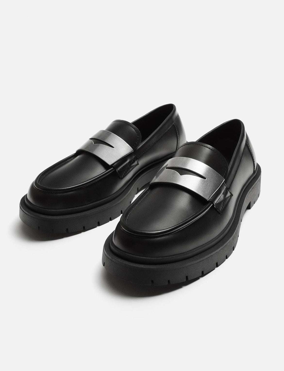 ZARA LEATHER LOAFER WITH APPLIQUÉ