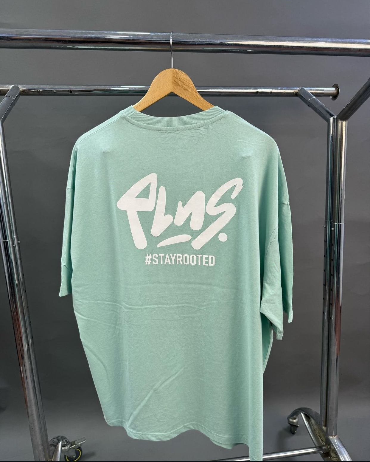 Plus tee