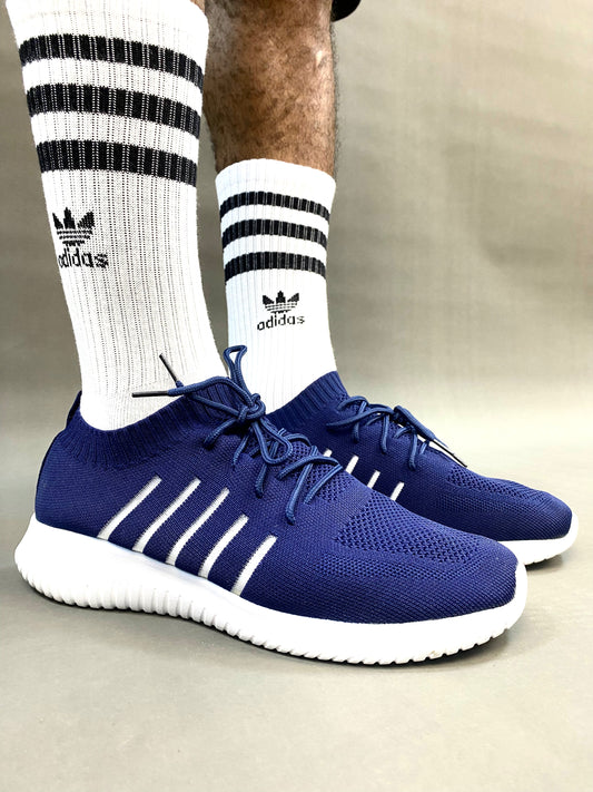 Navy blue sport trainer