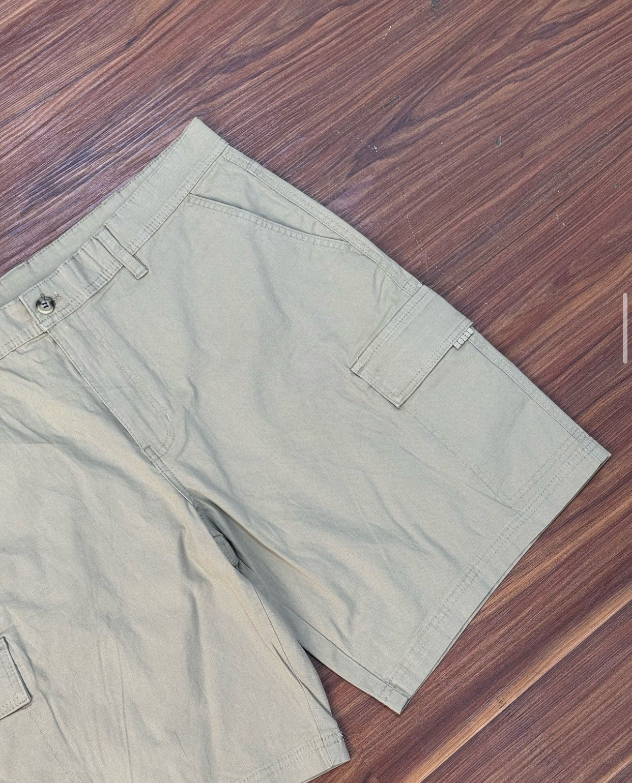 Weatherproof short in carton