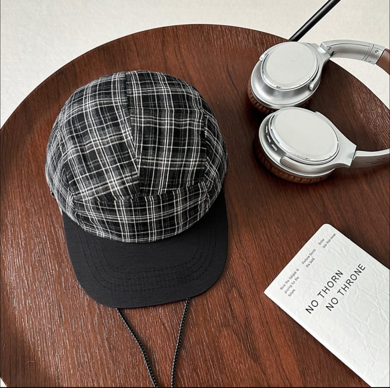 CHECKERED FLANNEL HAT