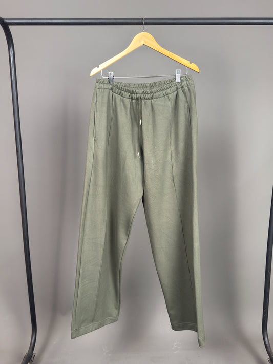 Heather Jogger Pant in Green