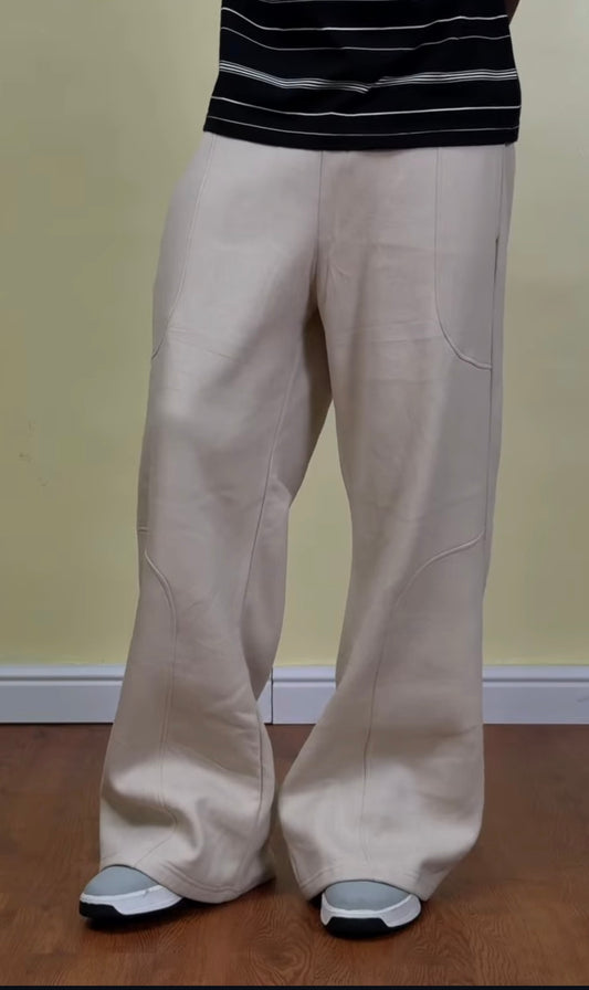 ZEDEK FLARE BAGGY JOGGER IN CREAM