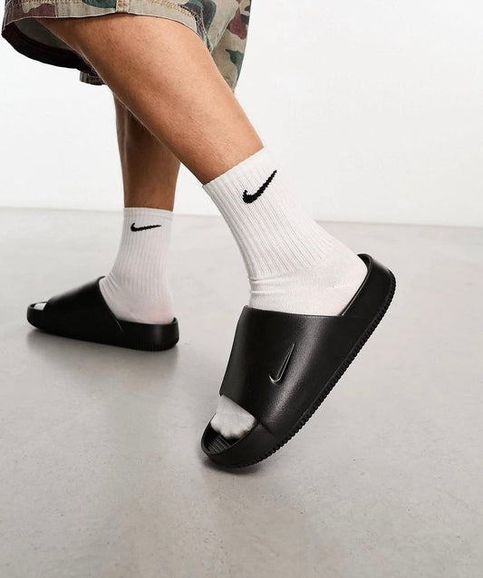Nike Calm Slides in black