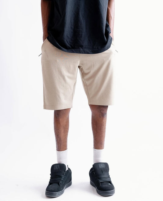 Clayton sweatshort in light brown