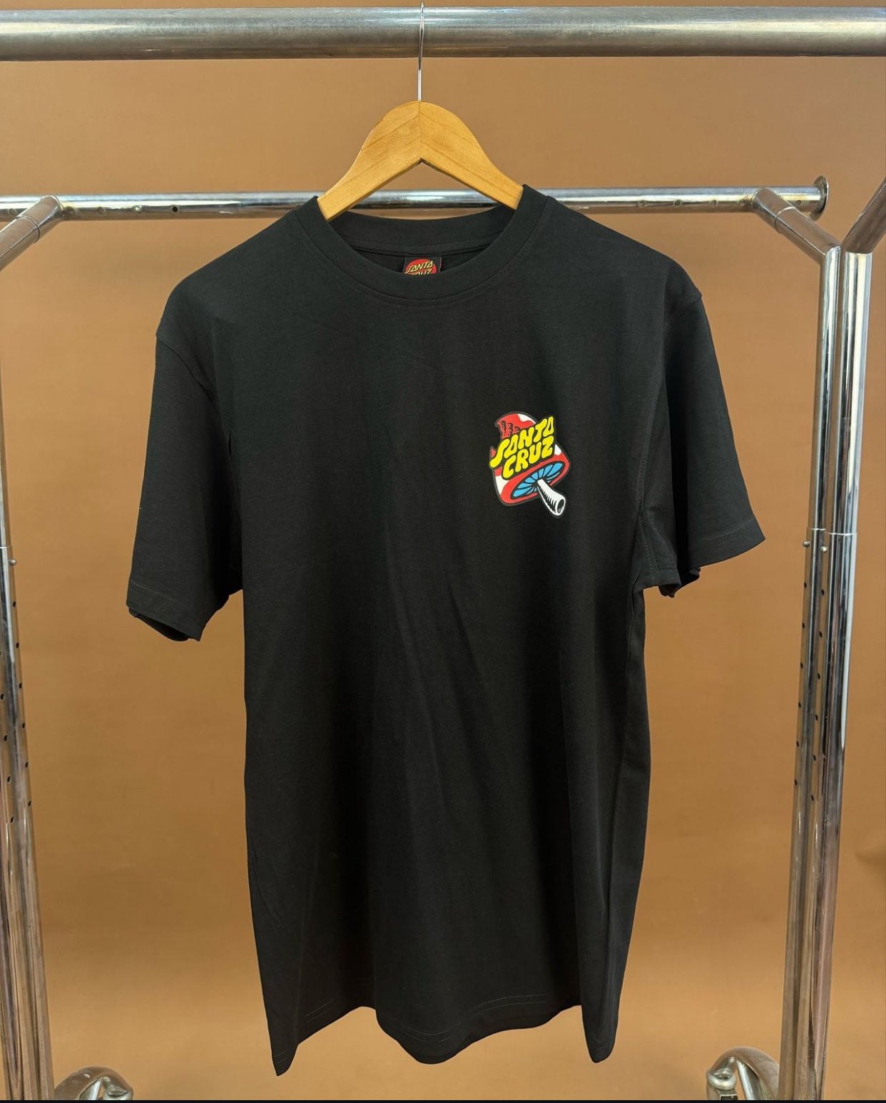 Santa Cruz tee