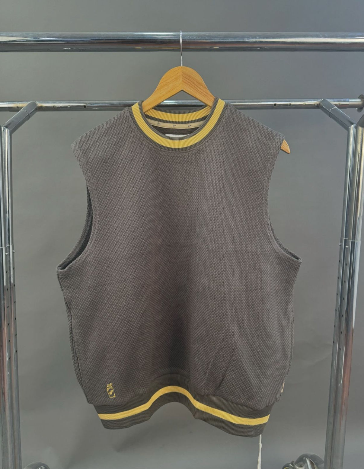 Heavyweight sleeveless