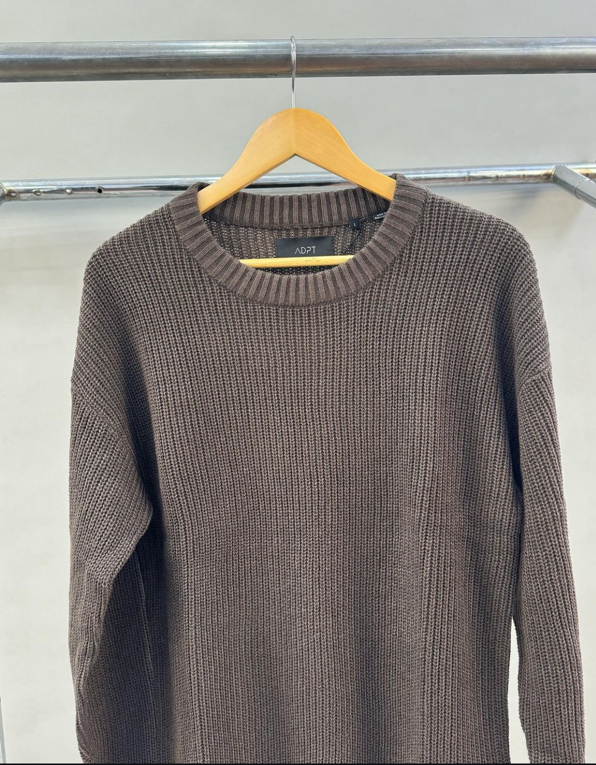 Adpt crew neck knit longsleeve in brown