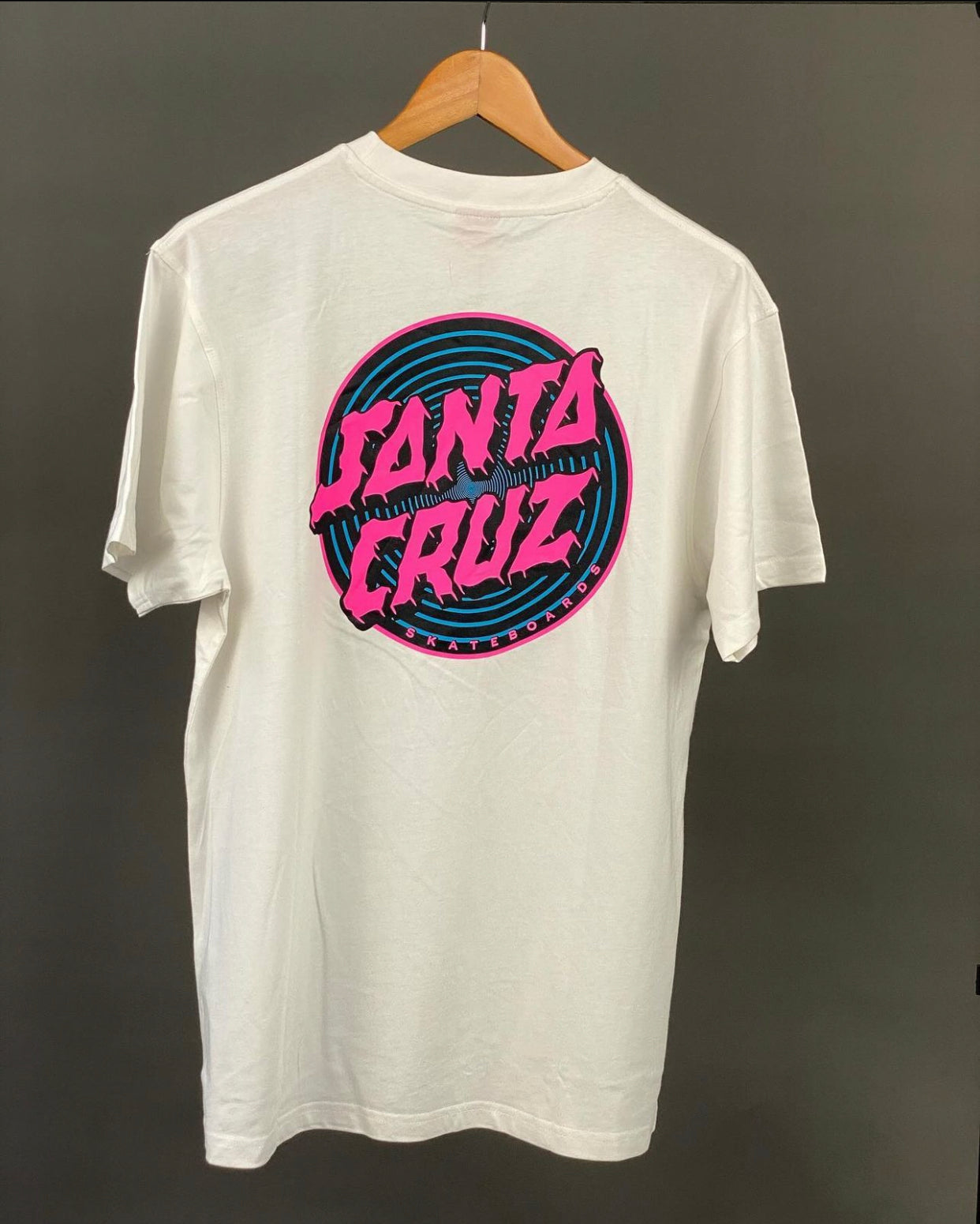 Santa Cruz tee