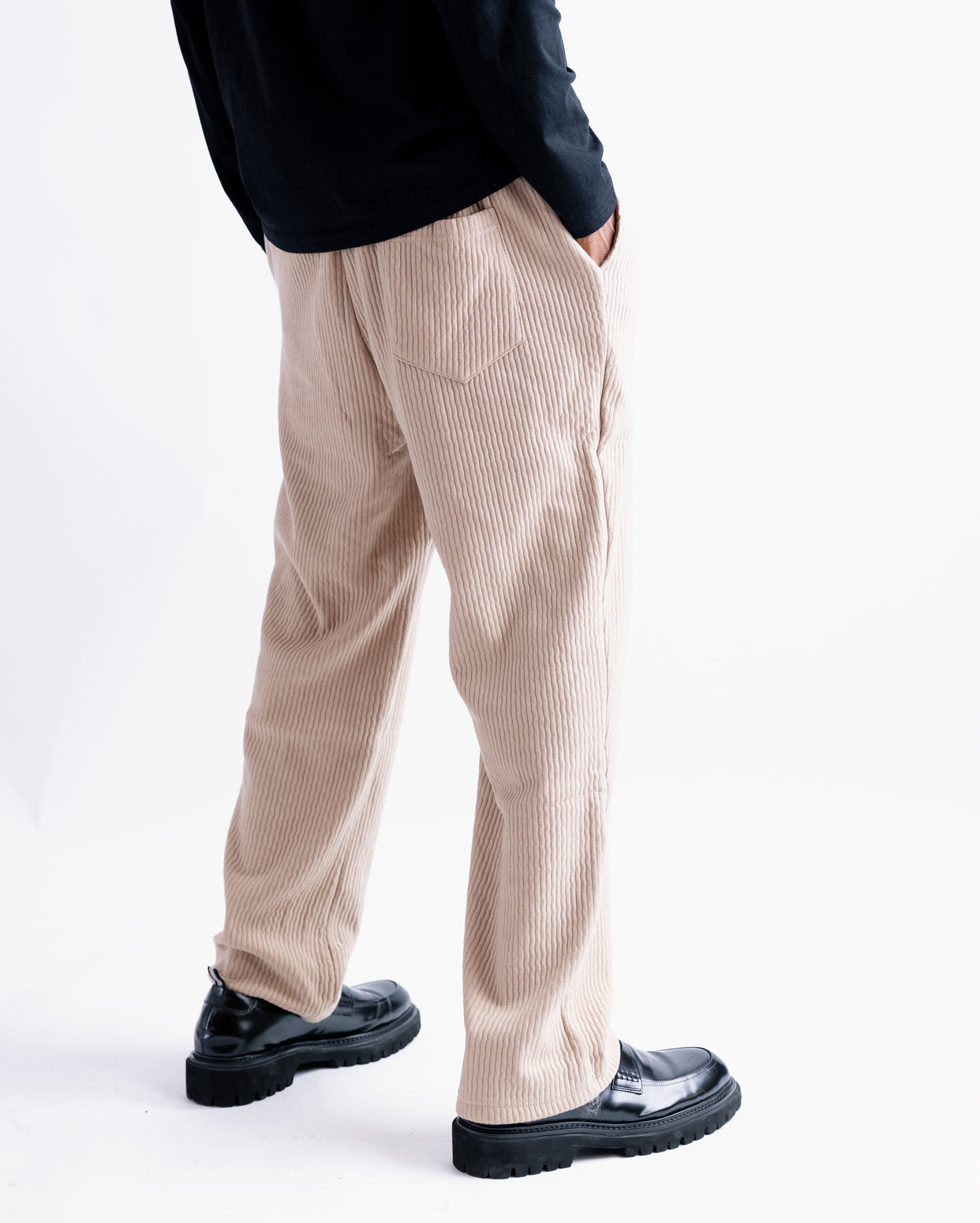 Plus size plain pant in Beige