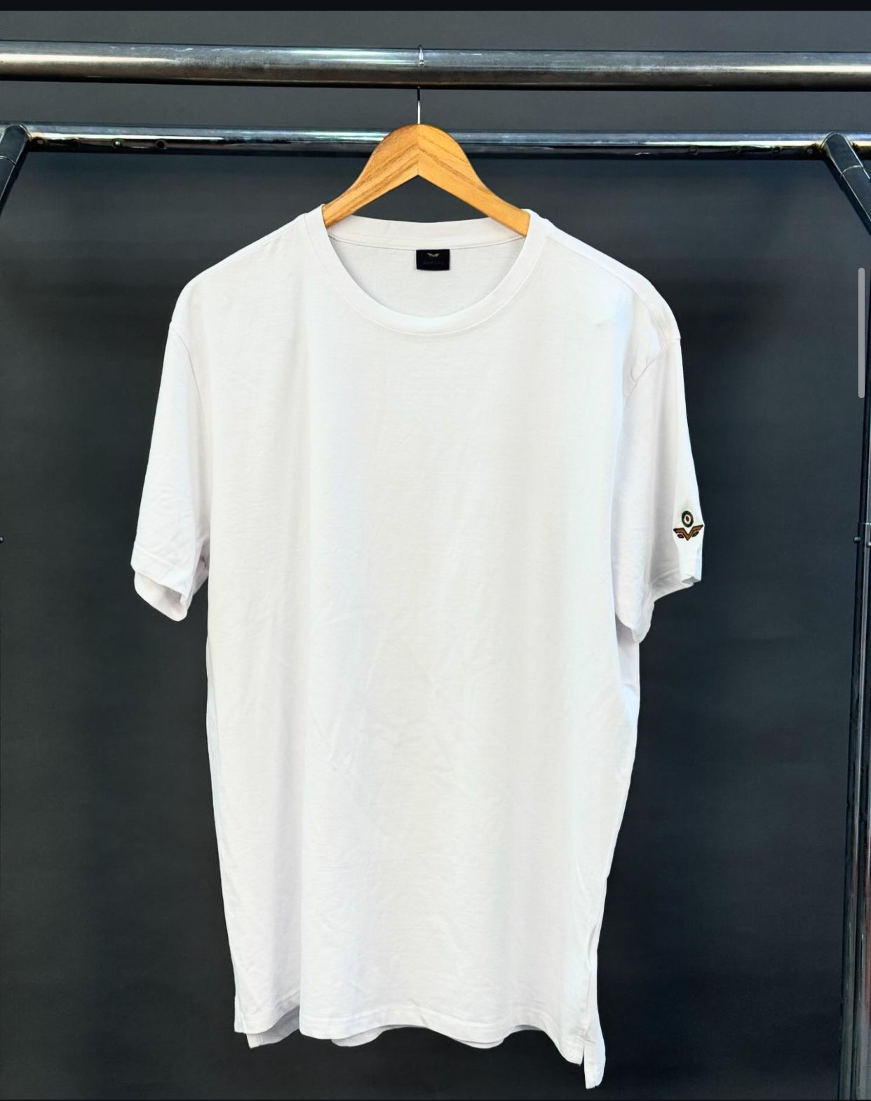 Armata tee