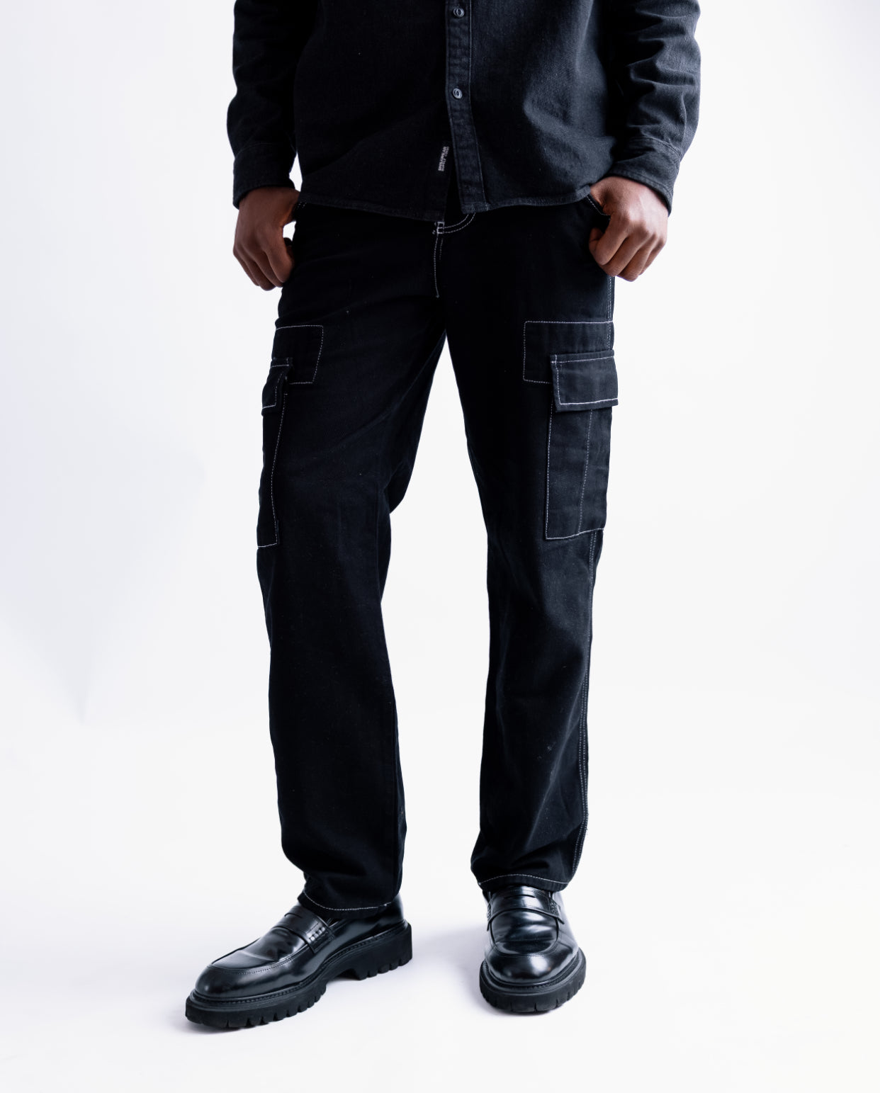 DIFRANSEL BLACK CARGO PANT WITH CONTRAST STITCHING