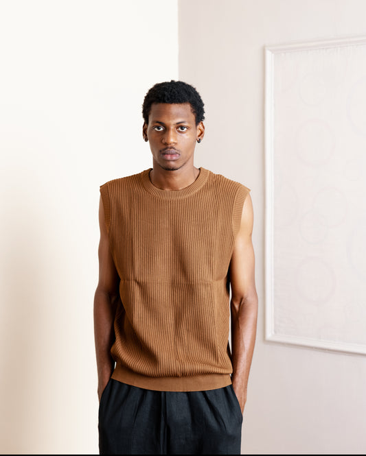 Knitted Sleeveless in Brown C72129