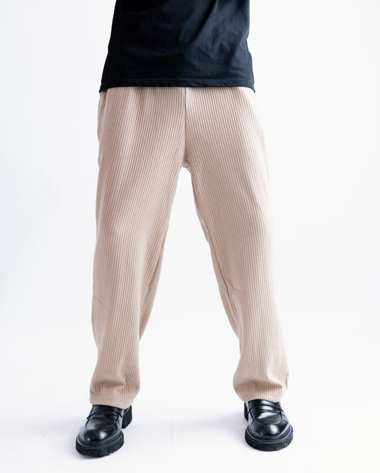 Plus size plain pant in Beige