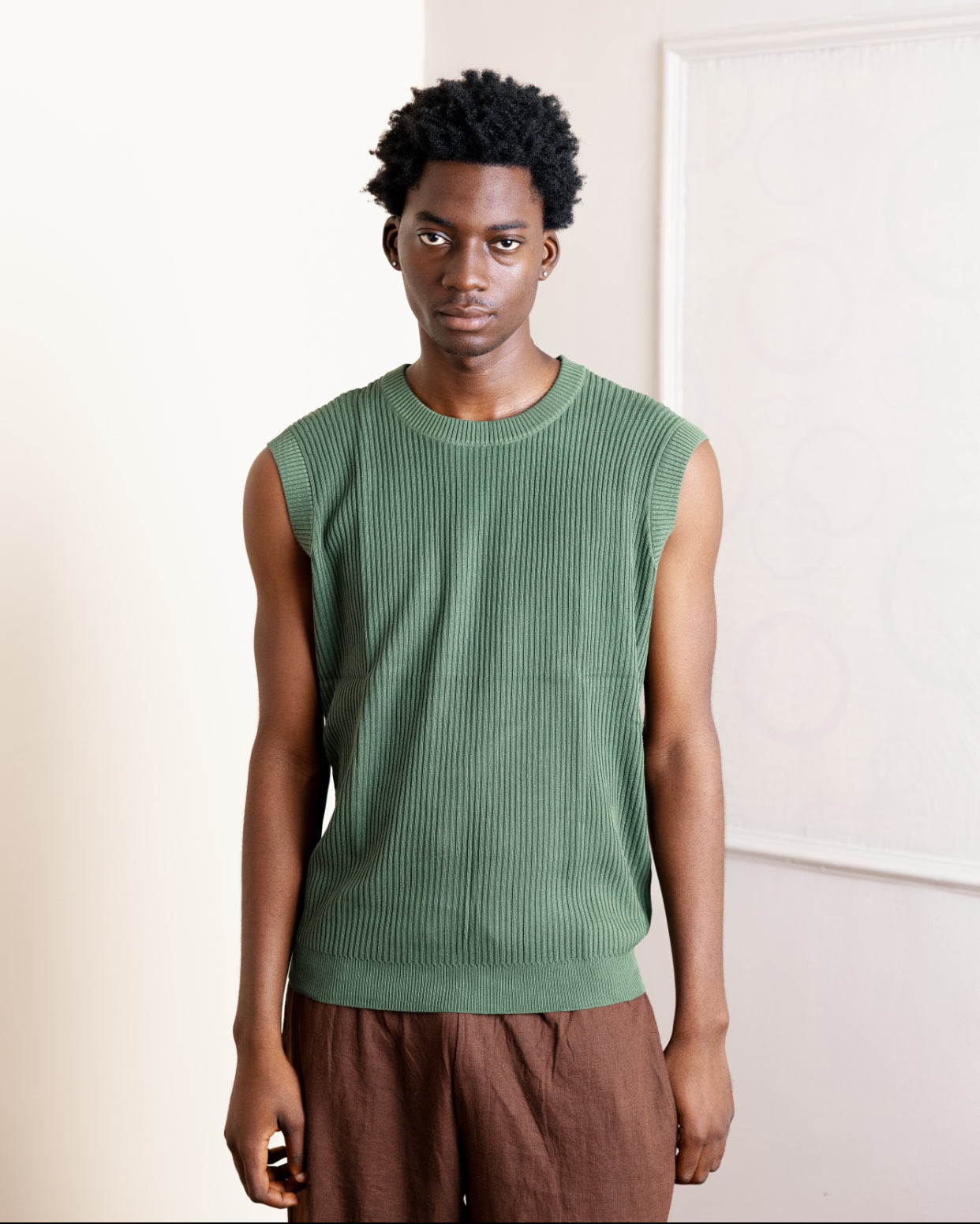 Knitted Sleeveless in Green C72129