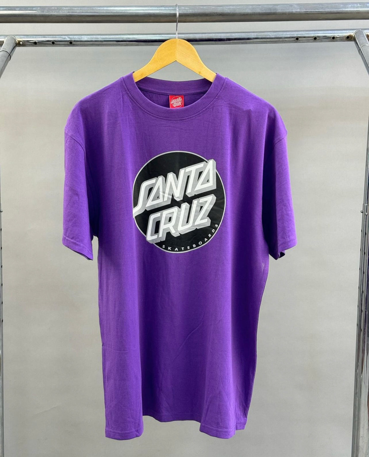 Santa Cruz tee