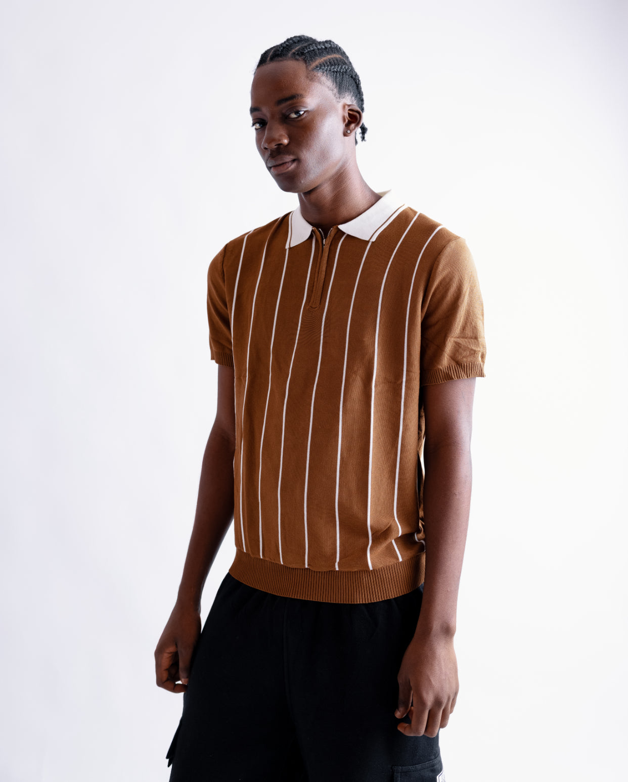 Knitted polo brown