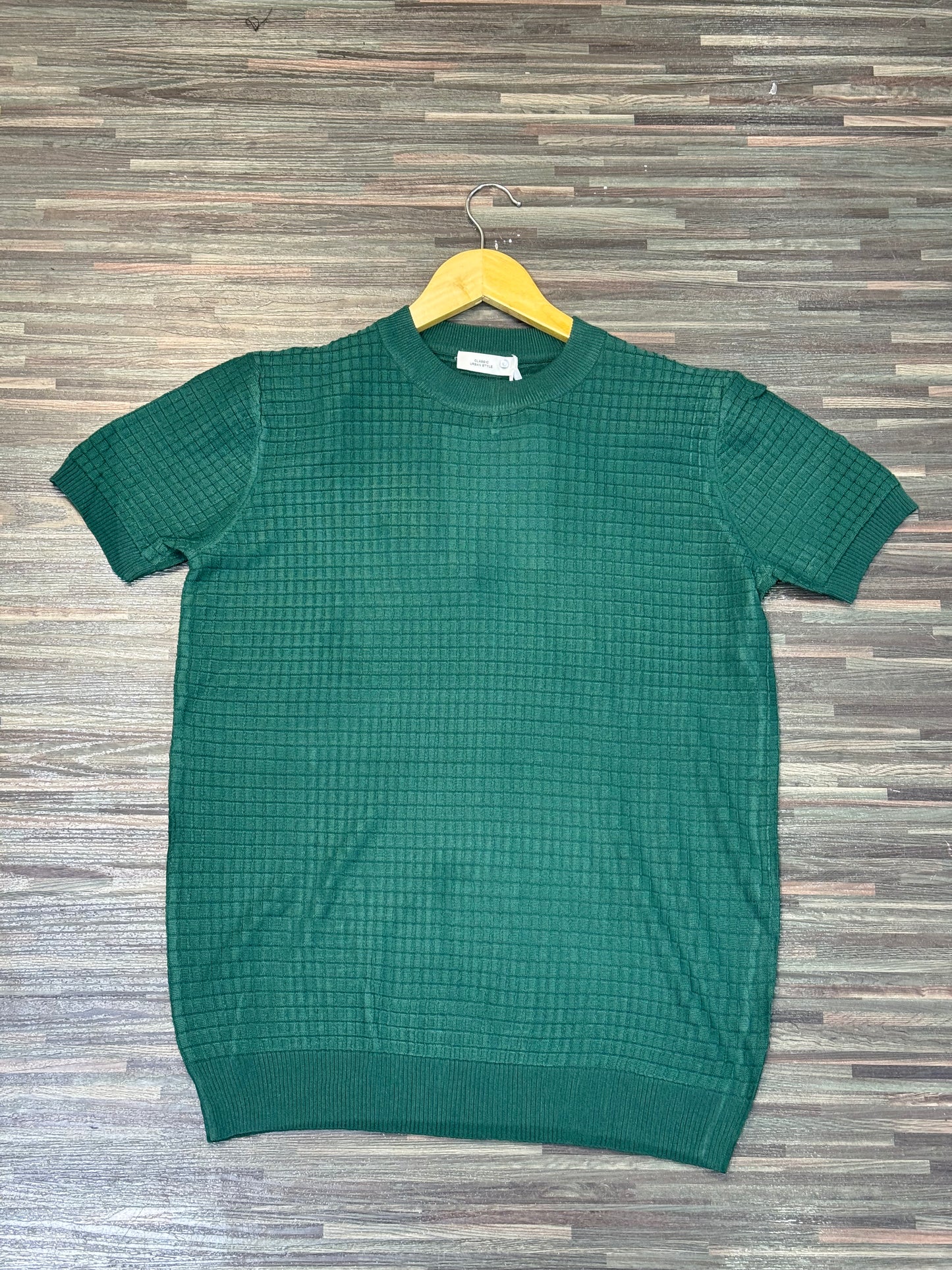 Knitted round neck tshirts in green