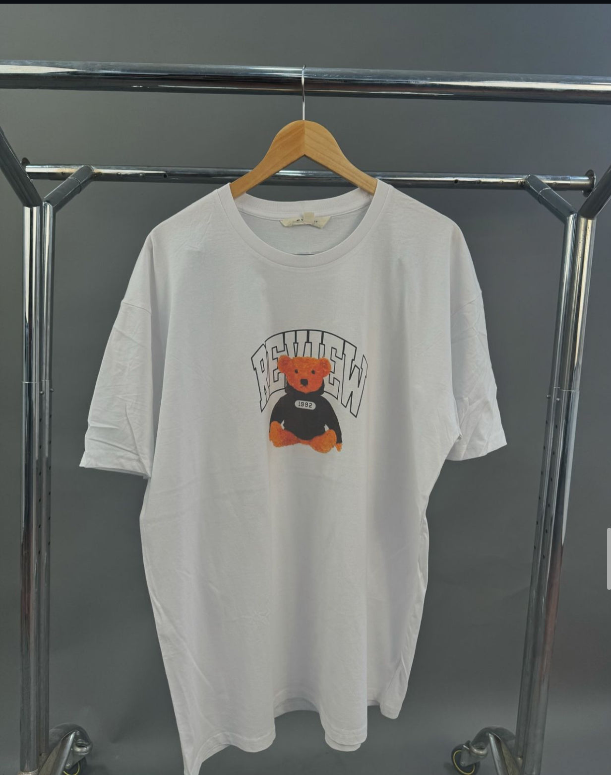 Review tee