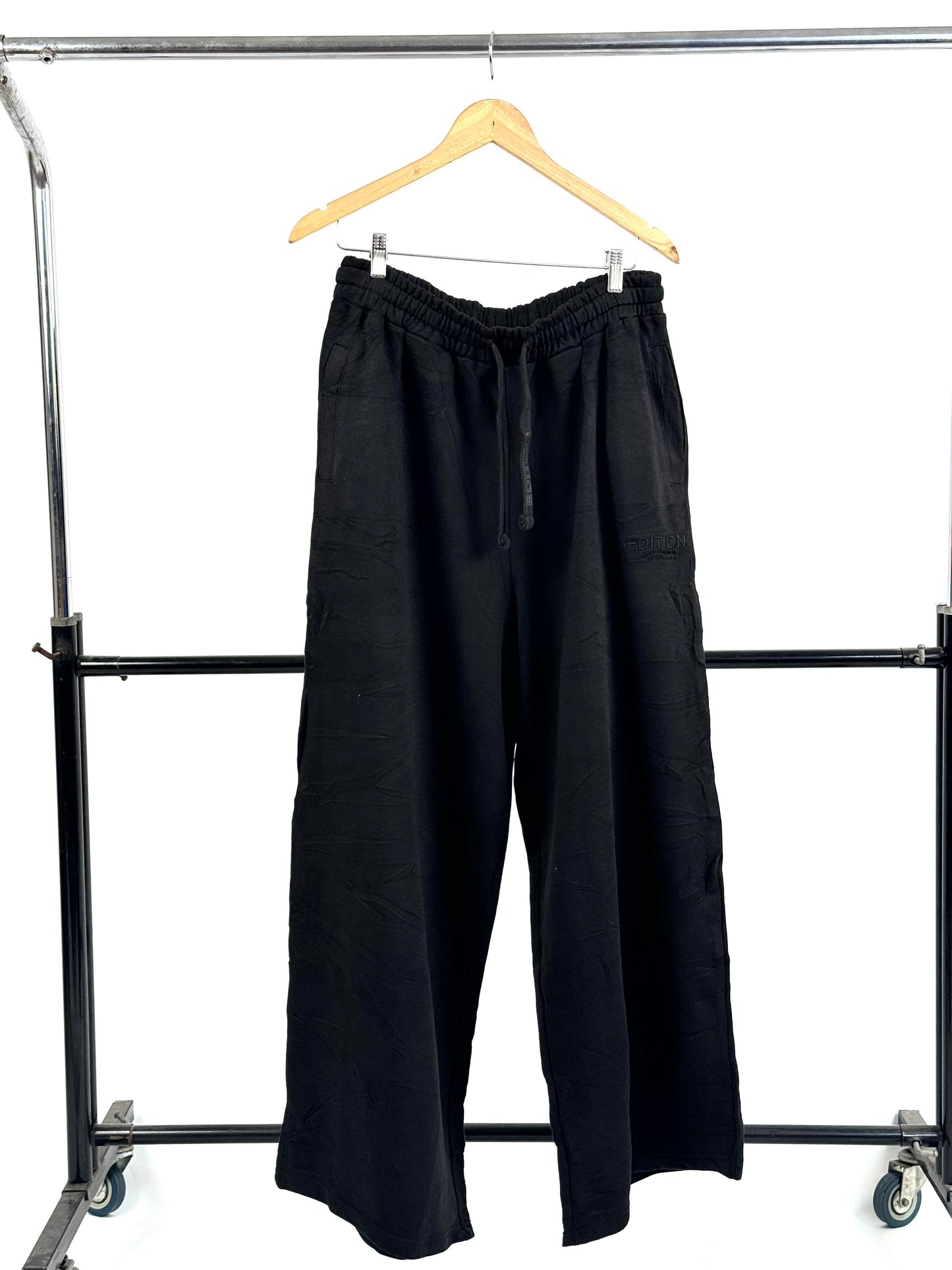 MAN EDITION Extreme Wide leg Heavyweight Jogger