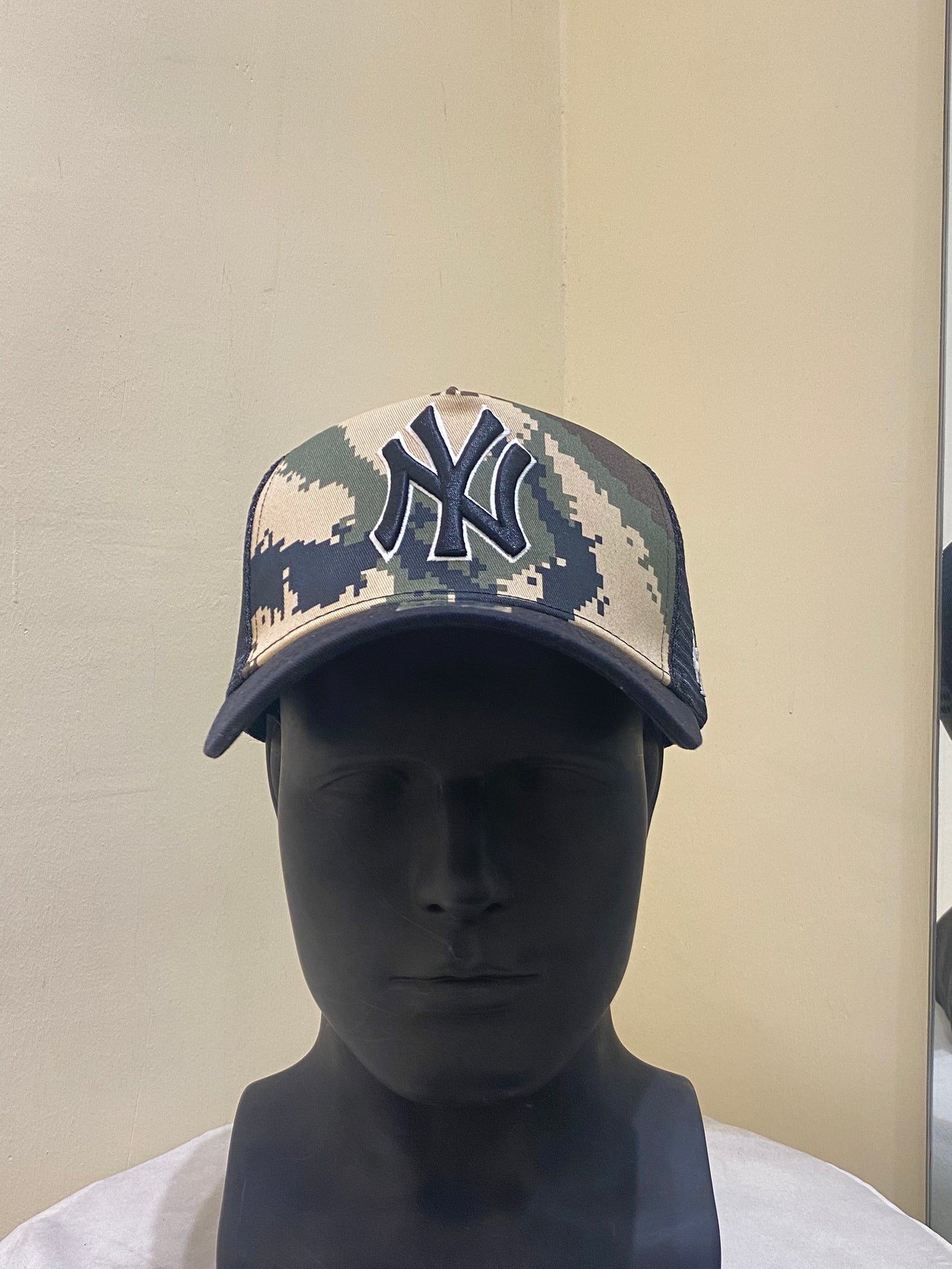 NY TRUCKER HAT 07